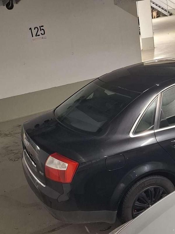 Gebraucht Audi A4 131 PS (96 kW) 2004 Limousine