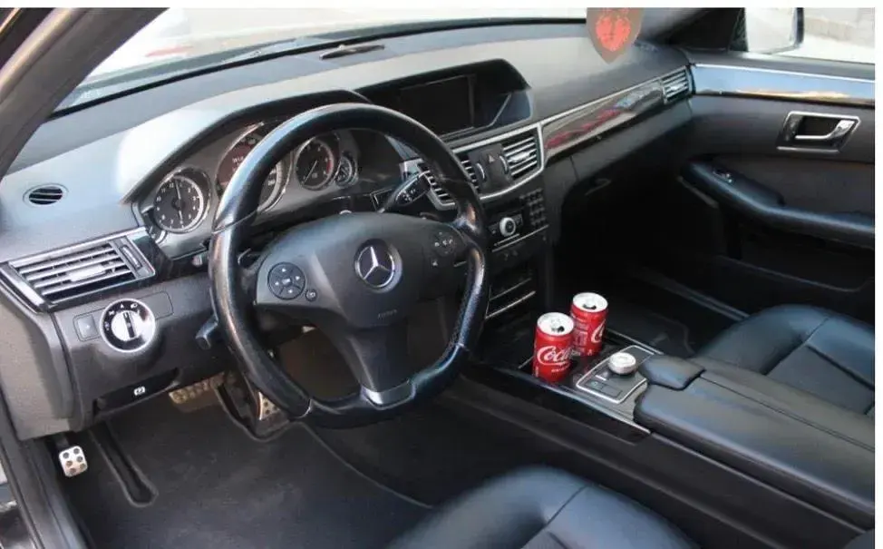 Gebraucht Mercedes E350 AMG 240 PS (176 kW) 2011 Schwarz Limousine