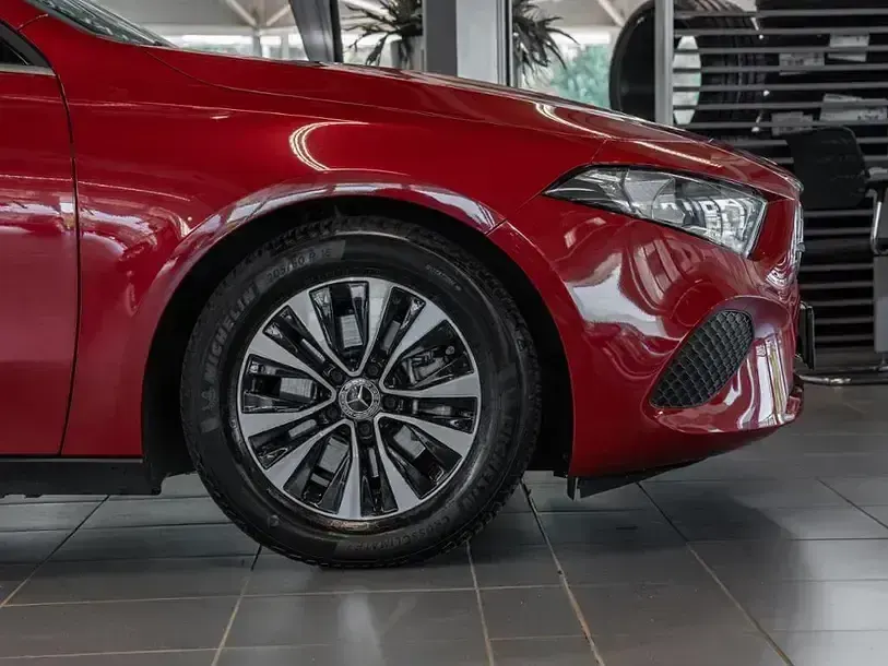 Gebraucht Mercedes A180 136 PS (100 kW) 2024 Andere