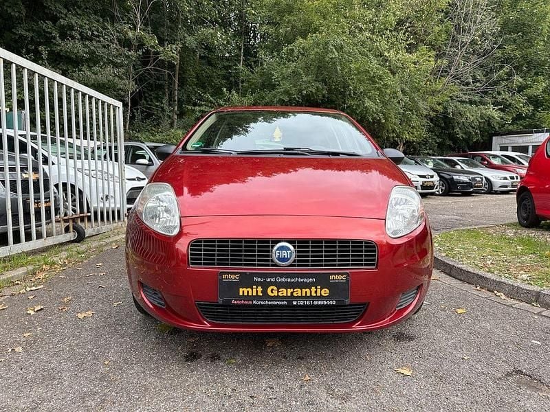 Rot Gebraucht 2005 Fiat Grande Punto Active Kleinwagen | 1.799 € (Fairer Preis) - Bild 1/4