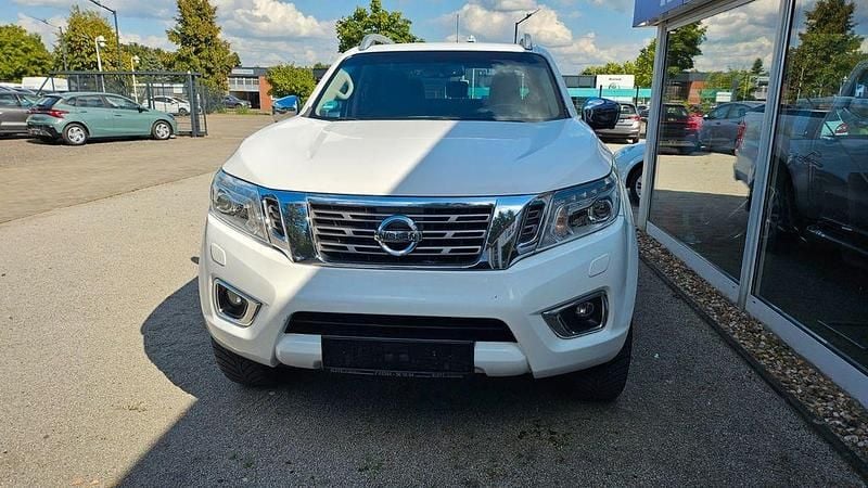 Weiß Gebraucht 2018 Nissan Navara Tekna Abholung | 20.590 € (Guter Preis) - Bild 1/4