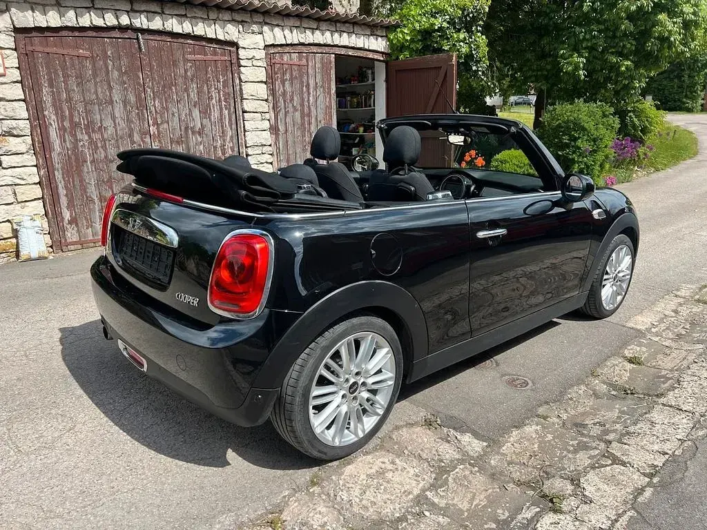 Gebraucht Mini Cooper 136 PS (100 kW) 2017 Schwarz Kleinwagen