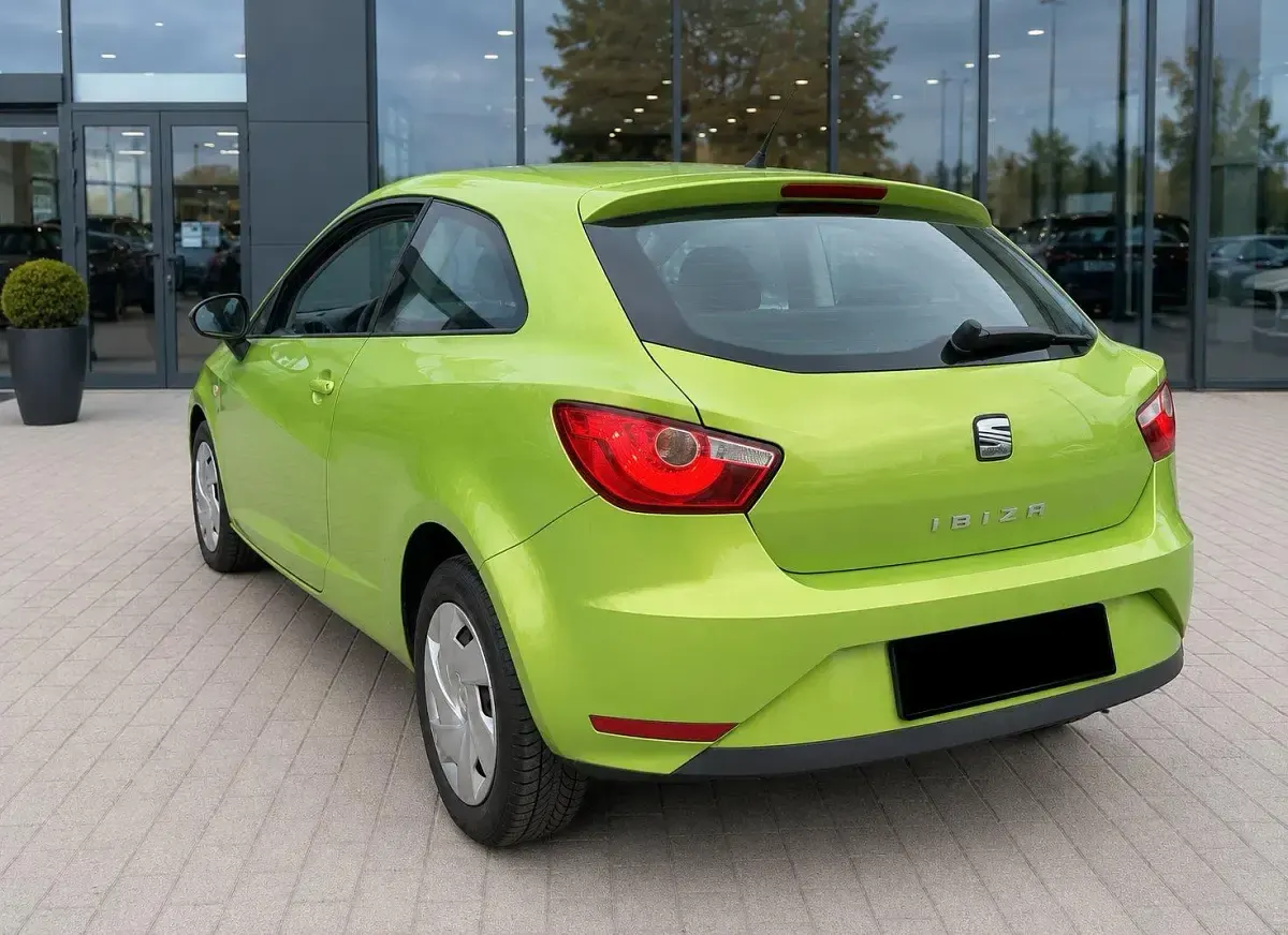 Gebraucht Seat Ibiza SC Style 86 PS (63 kW) 2012 Grün Kleinwagen