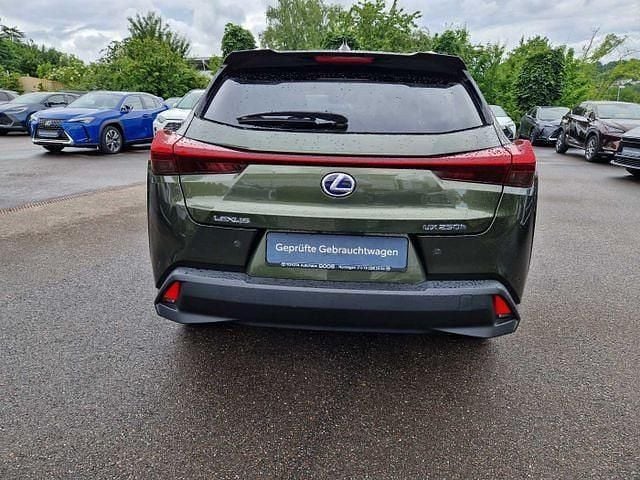 Gebraucht Lexus UX 250h 184 PS (135 kW) 2022 Norigrün (metallic) SUV