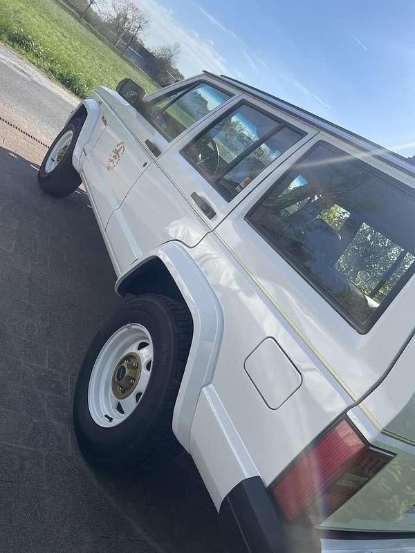 Gebraucht 1990 Jeep Cherokee SUV | 28.500 € - Bild 1/4