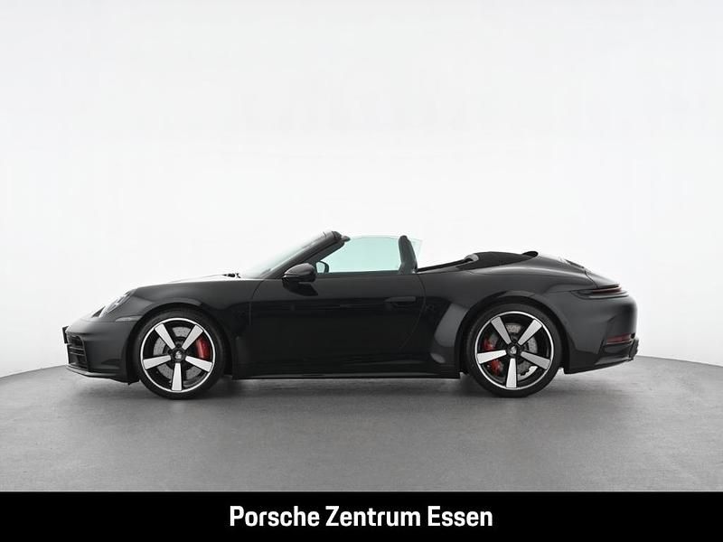 Neu Porsche 911 Carrera S Cabriolet 480 PS (353 kW) 2025 Tiefschwarzmetallic Cabrio