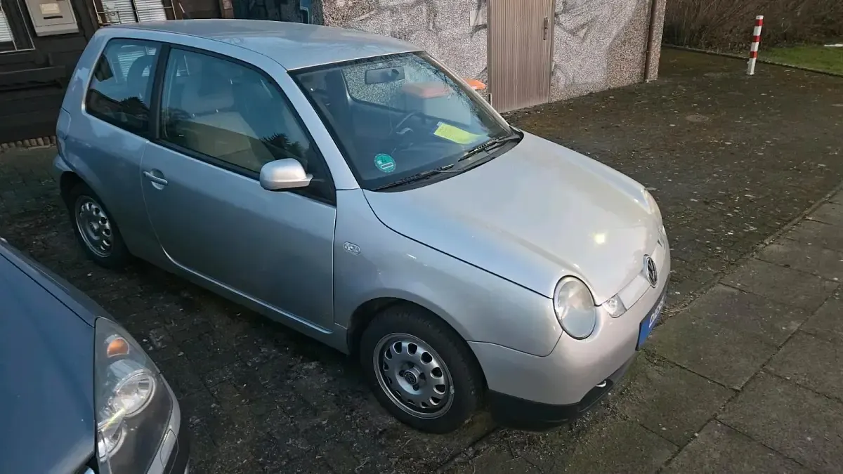 Gebraucht VW Lupo 61 PS (44 kW) 2001 Silber Kleinwagen