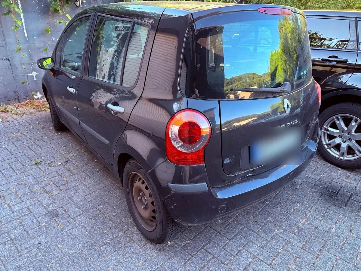Gebraucht Renault Modus 88 PS (64 kW) 2006 Schwarz Van / Kleinbus