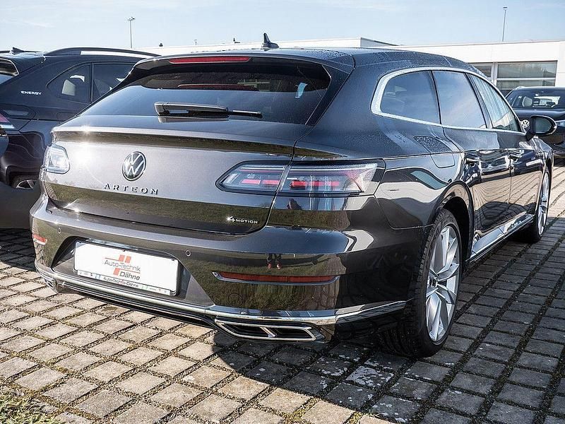 Gebraucht VW Arteon R-line 200 PS (147 kW) 2022 Grau / mangangrau (metallic) Kombi