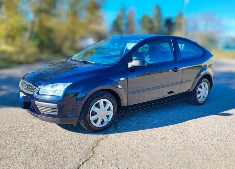 Second-hand Ford Focus 80 CP (58 kW) 2006 Albastru Berlinǎ