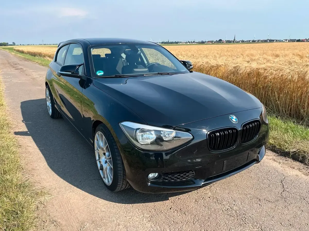 Gebraucht BMW 114 Comfort Edition 102 PS (75 kW) 2014 Schwarz Kleinwagen