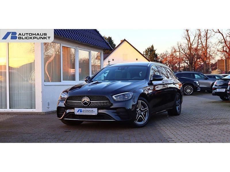 Grafitgrau (metallic) Gebraucht 2020 Mercedes E300 AMG Kombi | 32.709 € (Fairer Preis) - Bild 1/4