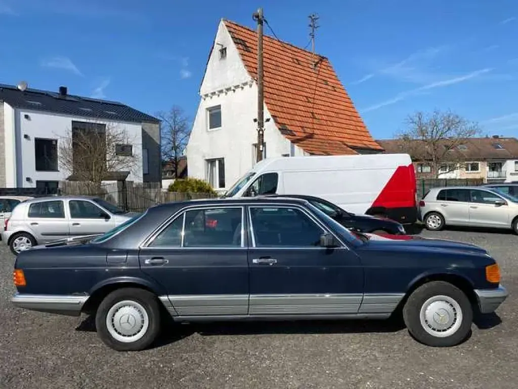 Gebraucht Mercedes 280 SE 185 PS (136 kW) 1983 Blau (metallic) Limousine