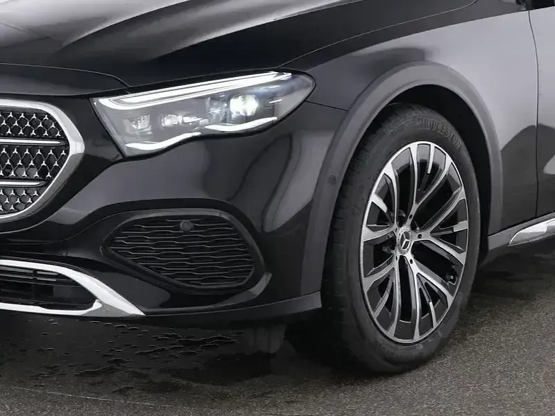 Gebraucht Mercedes E220 197 PS (144 kW) 2025 Andere Kombi