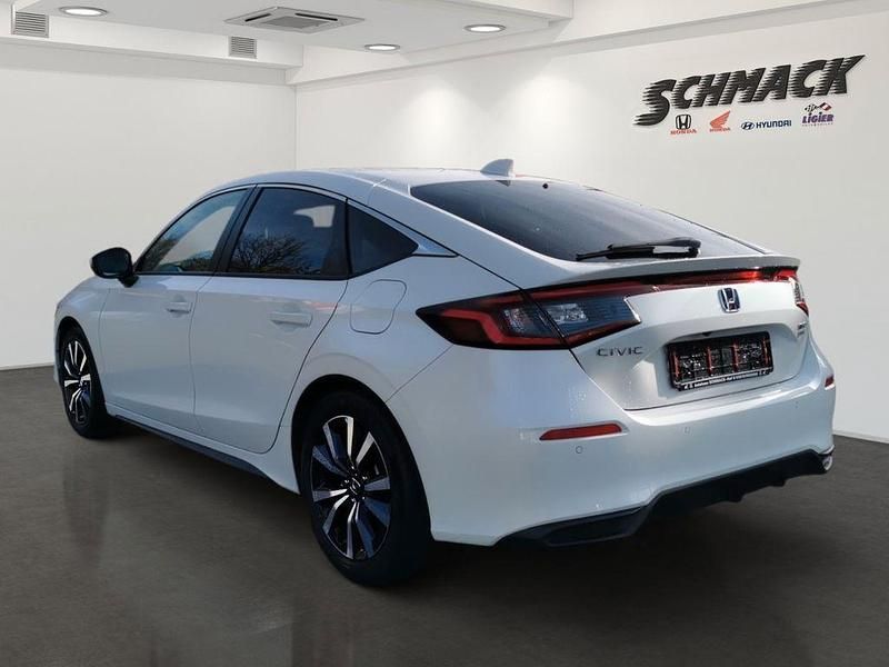 Neu Honda Civic Elegance 143 PS (105 kW) 2025 Weiß Limousine