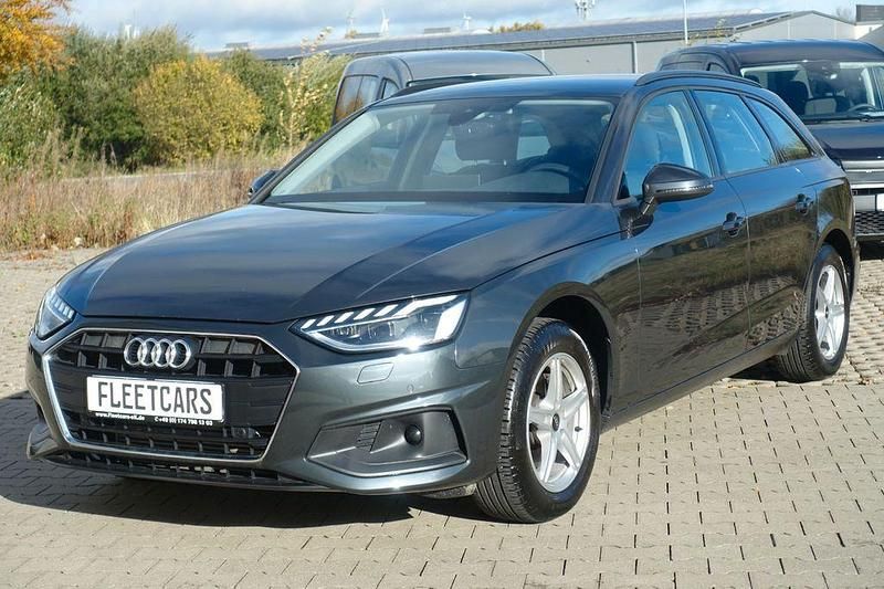 Grau Gebraucht 2022 Audi A4 Kombi | 26.650 € (Guter Preis) - Bild 1/4