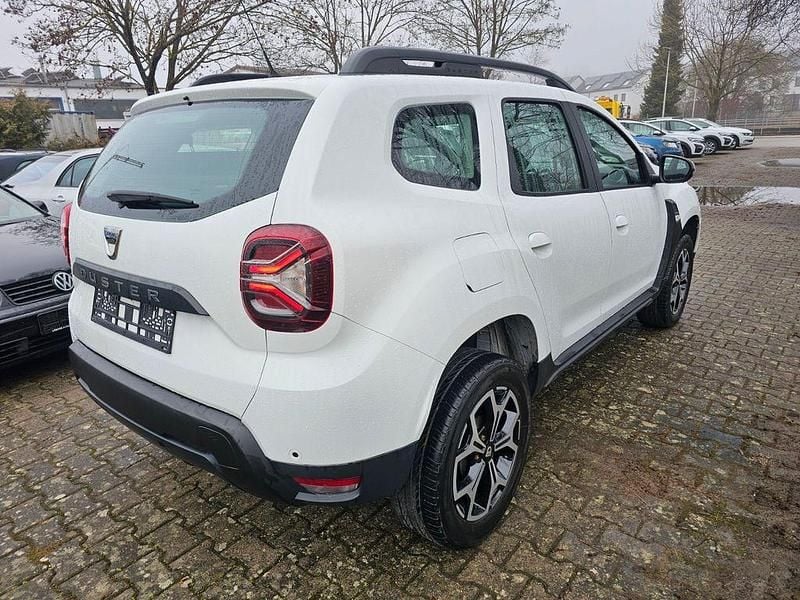 Gebraucht Dacia Duster 150 PS (110 kW) 2022 Weiß SUV