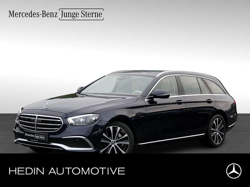 Blau Gebraucht 2020 Mercedes E300 Exclusive Limousine | 34.900 € (Fairer Preis) - Bild 1/4