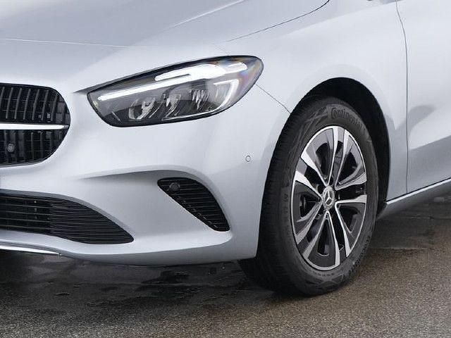 Gebraucht Mercedes B250e 218 PS (160 kW) 2024 Kleinwagen