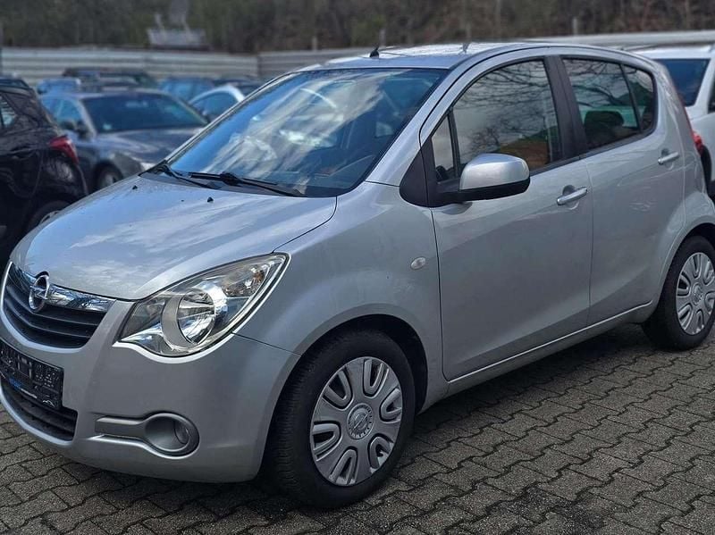 Gebraucht Opel Agila Edition 86 PS (63 kW) 2008 Stahlsilber Kleinwagen