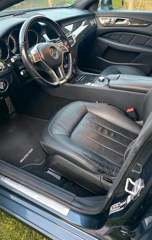 Gebraucht Mercedes CLS350 265 PS (194 kW) 2014 Grau Limousine