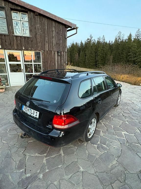 Gebraucht VW Golf VI Trendline 105 PS (77 kW) 2010 Schwarz Kleinwagen