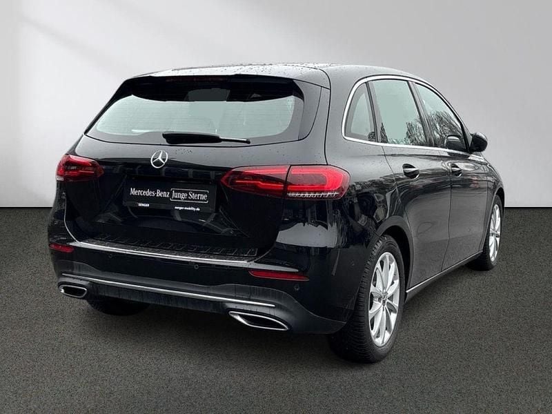 Gebraucht Mercedes B220 Progressive 190 PS (139 kW) 2020 Schwarz Van / Kleinbus