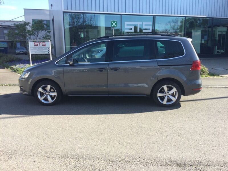 Grau Gebraucht 2012 VW Sharan Comfortline Van / Kleinbus | 7.200 € (Superpreis) - Bild 1/4