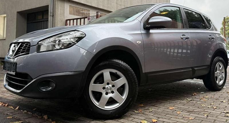 Titanium Gebraucht 2011 Nissan Qashqai Acenta SUV | 9.490 € (Etwas zu teuer) - Bild 1/4