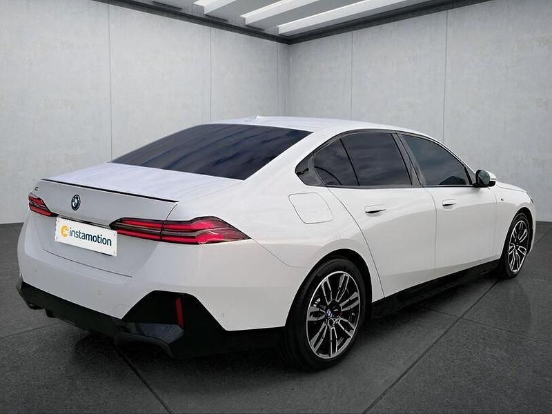 Gebraucht BMW i5 250 kW (340 PS) 2024 Weiß Limousine