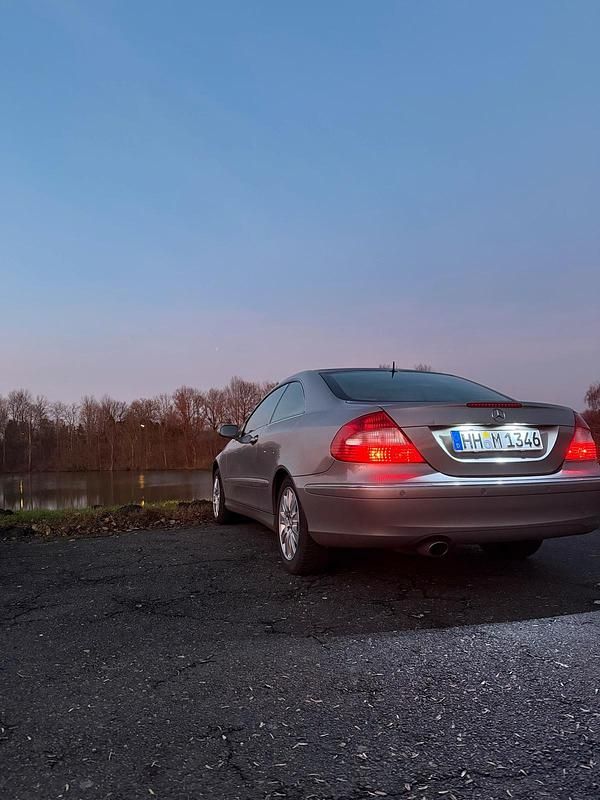 Gebraucht Mercedes CLK200 163 PS (119 kW) 2006 Beige Coupé