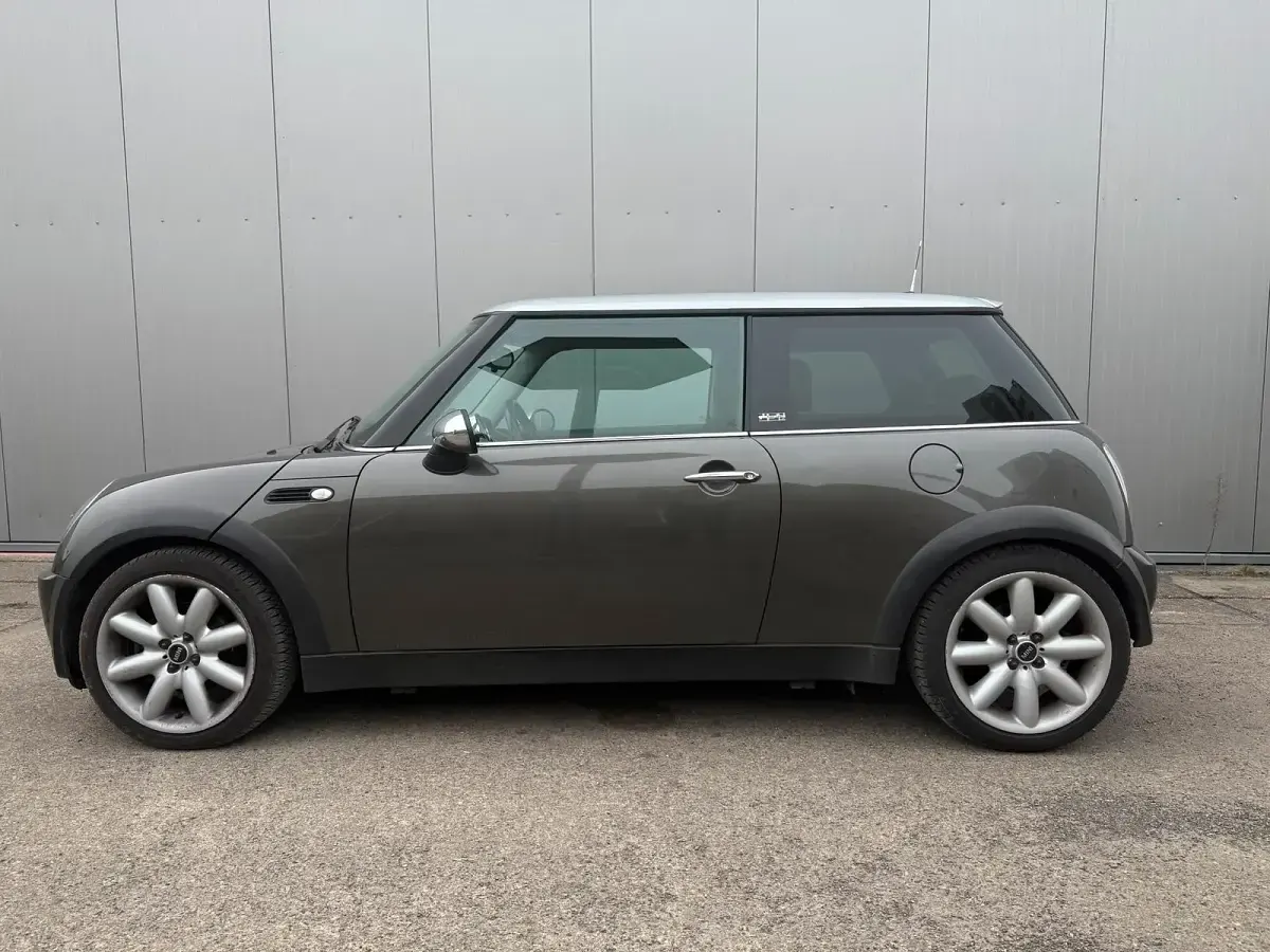 Gebraucht Mini Cooper 115 PS (84 kW) 2005 Silber Kleinwagen