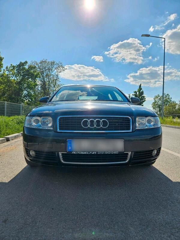 Schwarz Gebraucht 2004 Audi A4 Limousine | 2.300 € (Guter Preis) - Bild 1/4