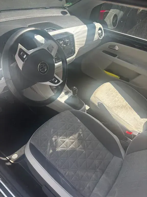 Gebraucht VW up! Beats 60 PS (44 kW) 2020 Schwarz Kleinwagen
