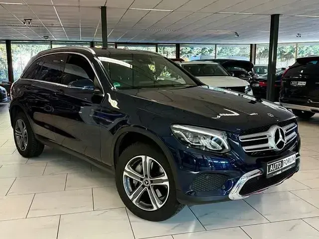 Gebraucht Mercedes GLC250 Exclusive 211 PS (155 kW) 2018 Cavansitblau SUV