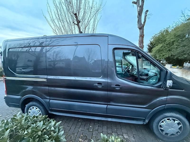 Second-hand Ford Transit 152 CP (111 kW) 2016 Andere farben Monovolum