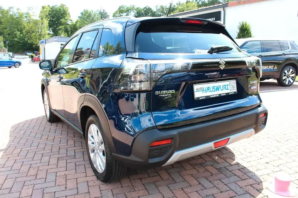 Gebraucht Suzuki SX4 S-Cross Comfort 129 PS (94 kW) 2022 Blau SUV
