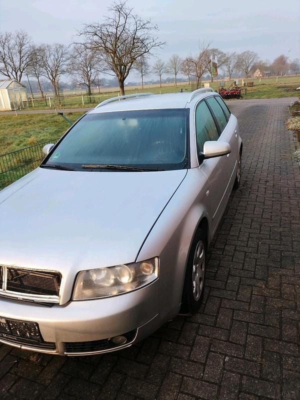 Gebraucht Audi A4 130 PS (95 kW) 2004 Silber Kombi