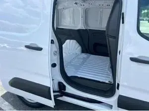Neu Citroën e-Berlingo 100 kW (136 PS) 2026 Weiß (schneeweiss) Van / Kleinbus