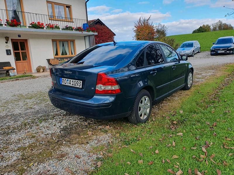 Gebraucht Volvo S40 120 PS (88 kW) 2005 Blau Limousine