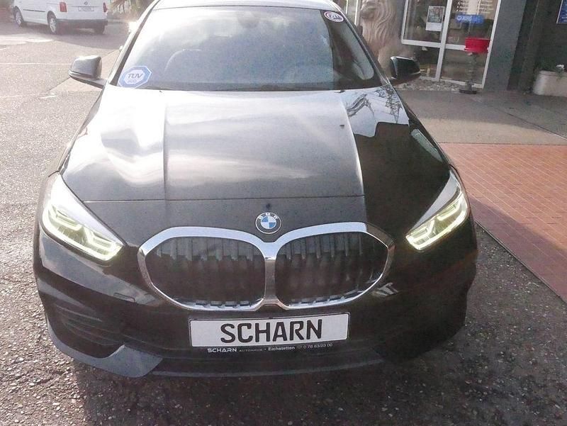 Gebraucht BMW 116 116 PS (85 kW) 2020 Schwarz Kleinwagen