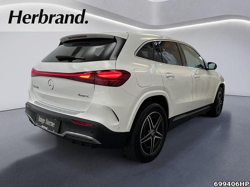 Gebraucht Mercedes EQA300 AMG 167 kW (228 PS) 2025 Weiß SUV