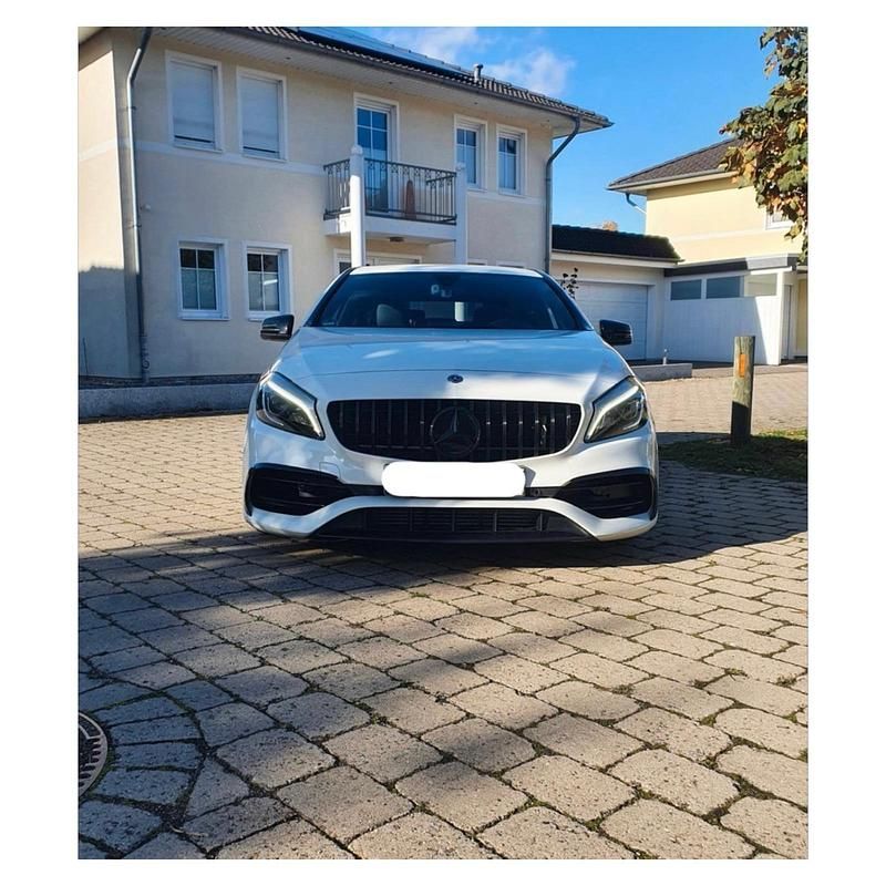 Weiß Gebraucht 2016 Mercedes A220 AMG line Limousine | 20.222 € (Fairer Preis) - Bild 1/4