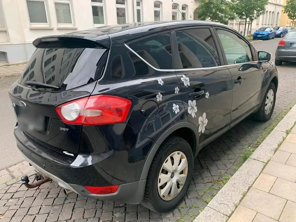 Używany Ford Kuga 200 KM (147 kW) 2009 Czarny SUV