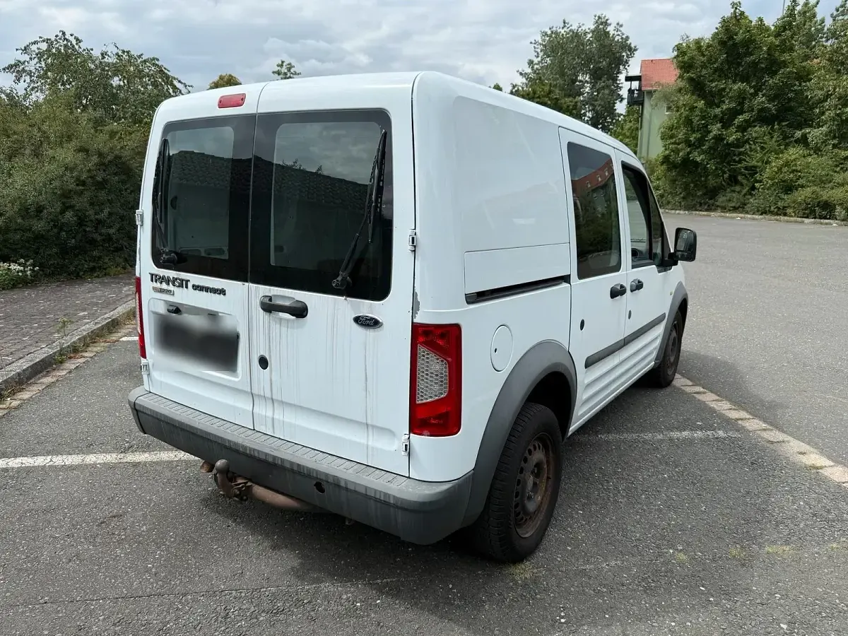 Gebraucht Ford Tourneo Connect 75 PS (55 kW) 2013 Weiß Van / Kleinbus