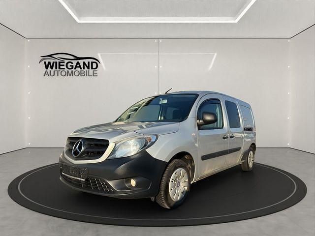 Silber Gebraucht 2019 Mercedes Citan 111 Van / Kleinbus | 12.190 € (Fairer Preis) - Bild 1/4