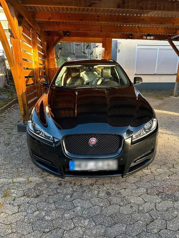 Schwarz Gebraucht 2014 Jaguar XF Sportbrake S Kombi | 5.900 € (Superpreis) - Bild 1/4