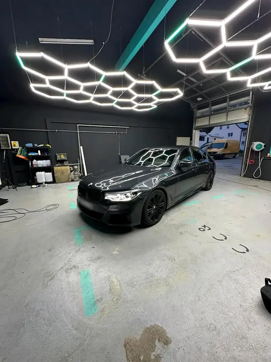 Second-hand BMW 550 Performance 462 CP (339 kW) 2017 Gri Berlinǎ