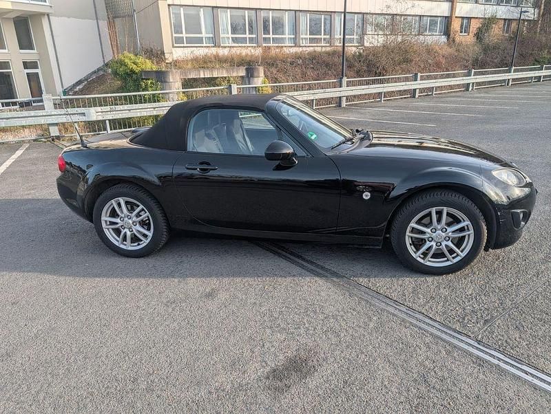 Używany Mazda MX5 Center-Line 126 KM (92 kW) 2010 Czarny Kabriolet