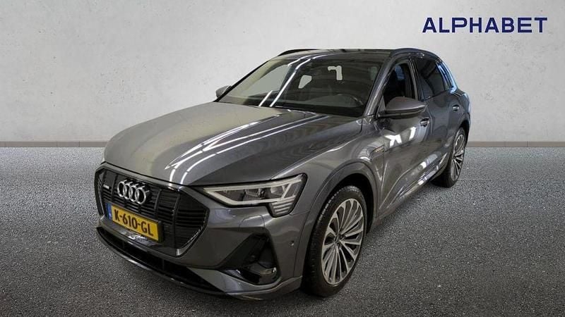 Grau Gebraucht 2020 Audi e-tron S-Line SUV | 25.700 € (Superpreis) - Bild 1/3